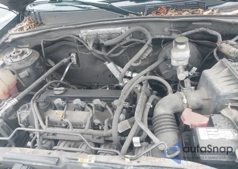 2011 Ford Escape Limited z USA, uszkodzony, nr VIN 1FMCU0E7XBKB77634